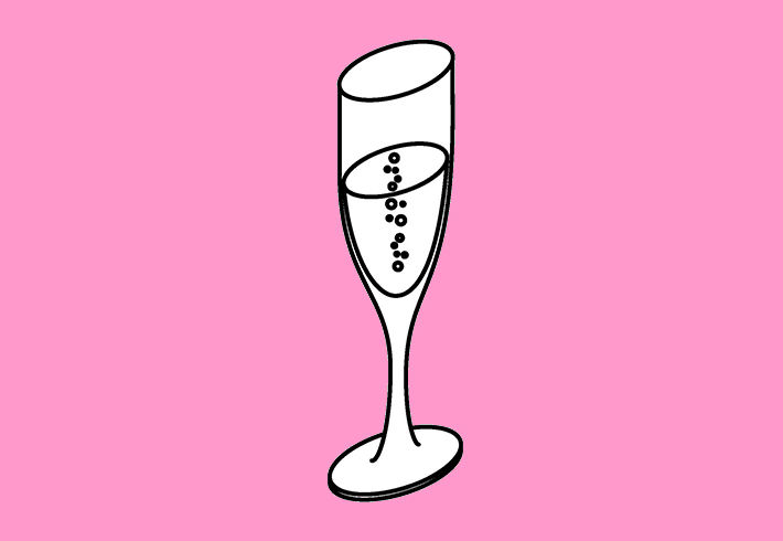 coupe de champagne sur fond rose