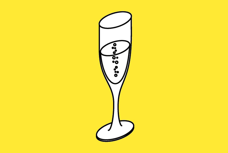 coupe de champagne sur fond jaune